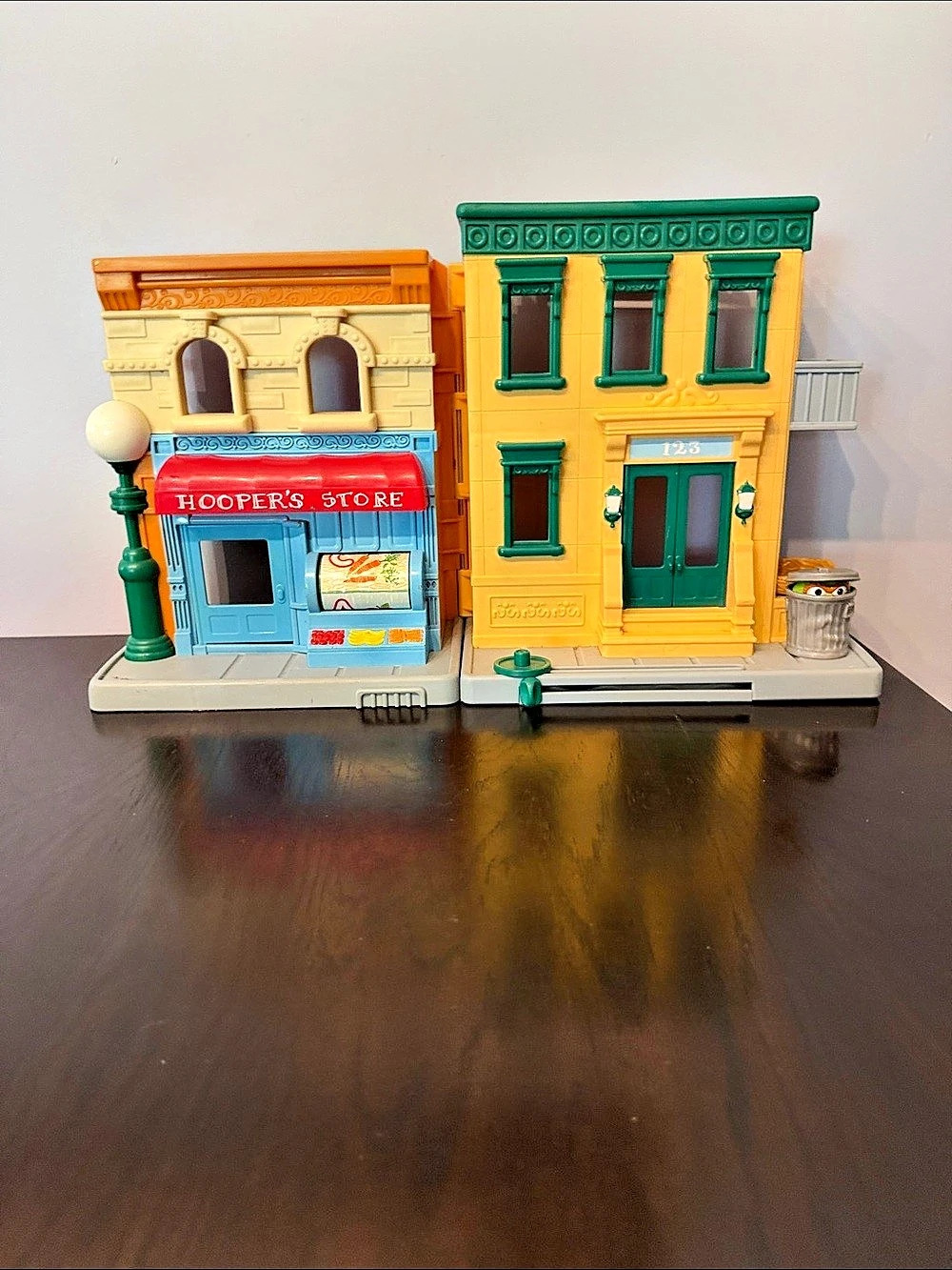 Hasbro Sesame Street 123 Neighborhood Playset with Figures